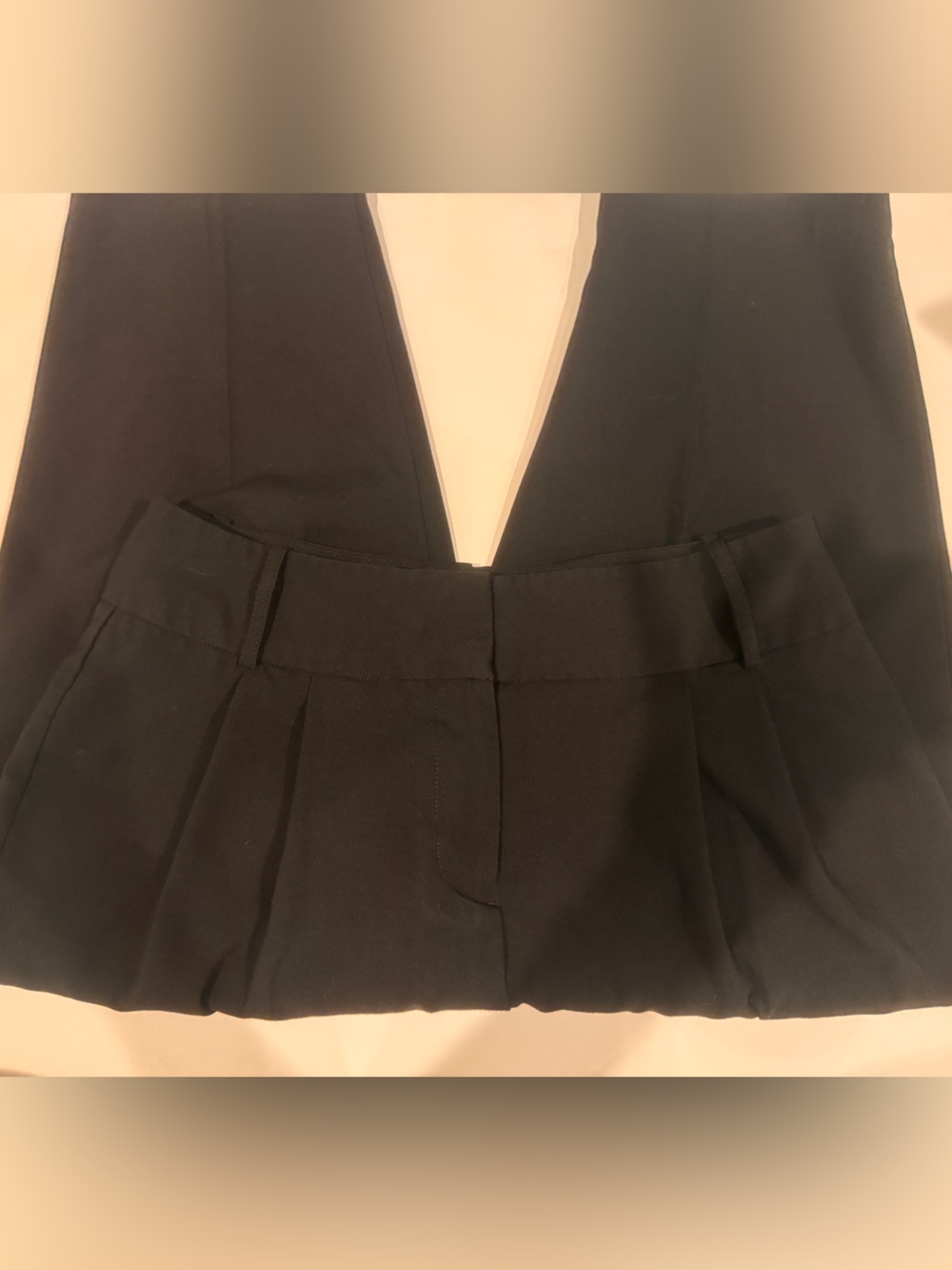 Worthington Stylish Modern Fit Black Capri Cropped Pants (style number 736785)
